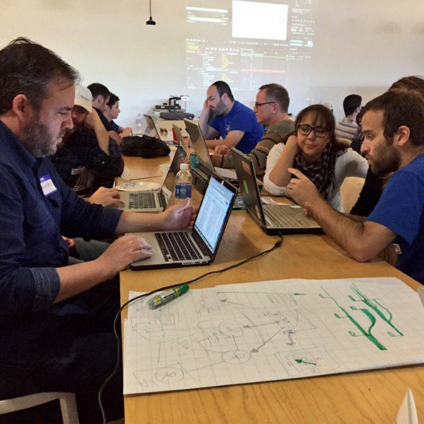 Hacks/Hackers Miami meetup